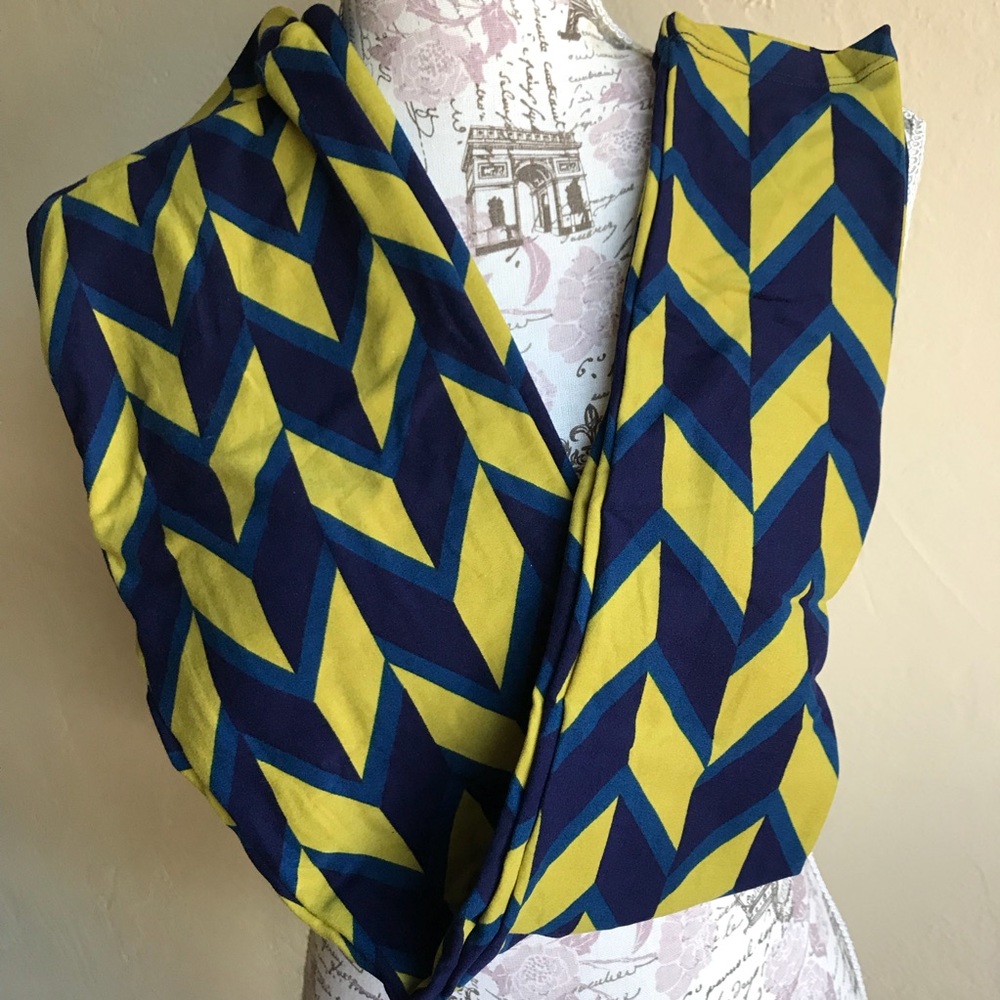 LuLaRoe Chevron Leggings